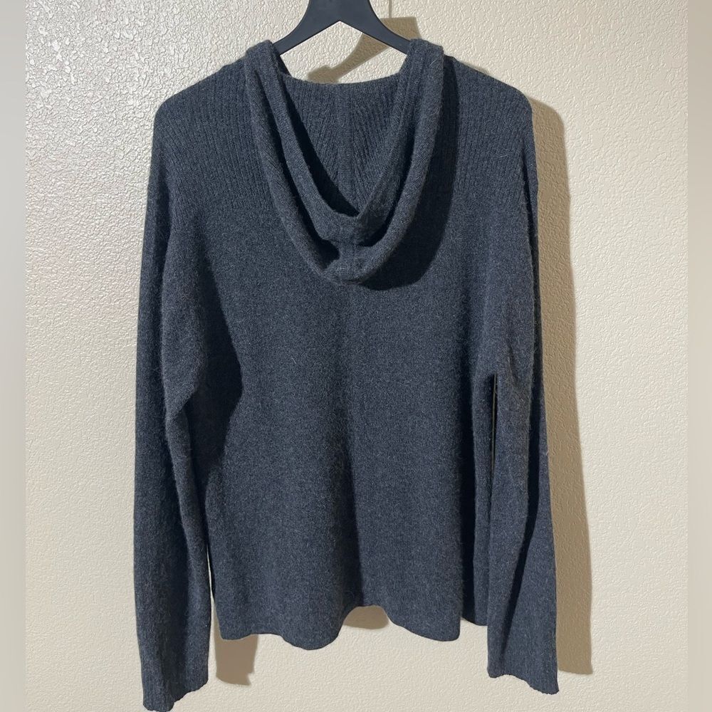 Sold  - Picture 2 of 6